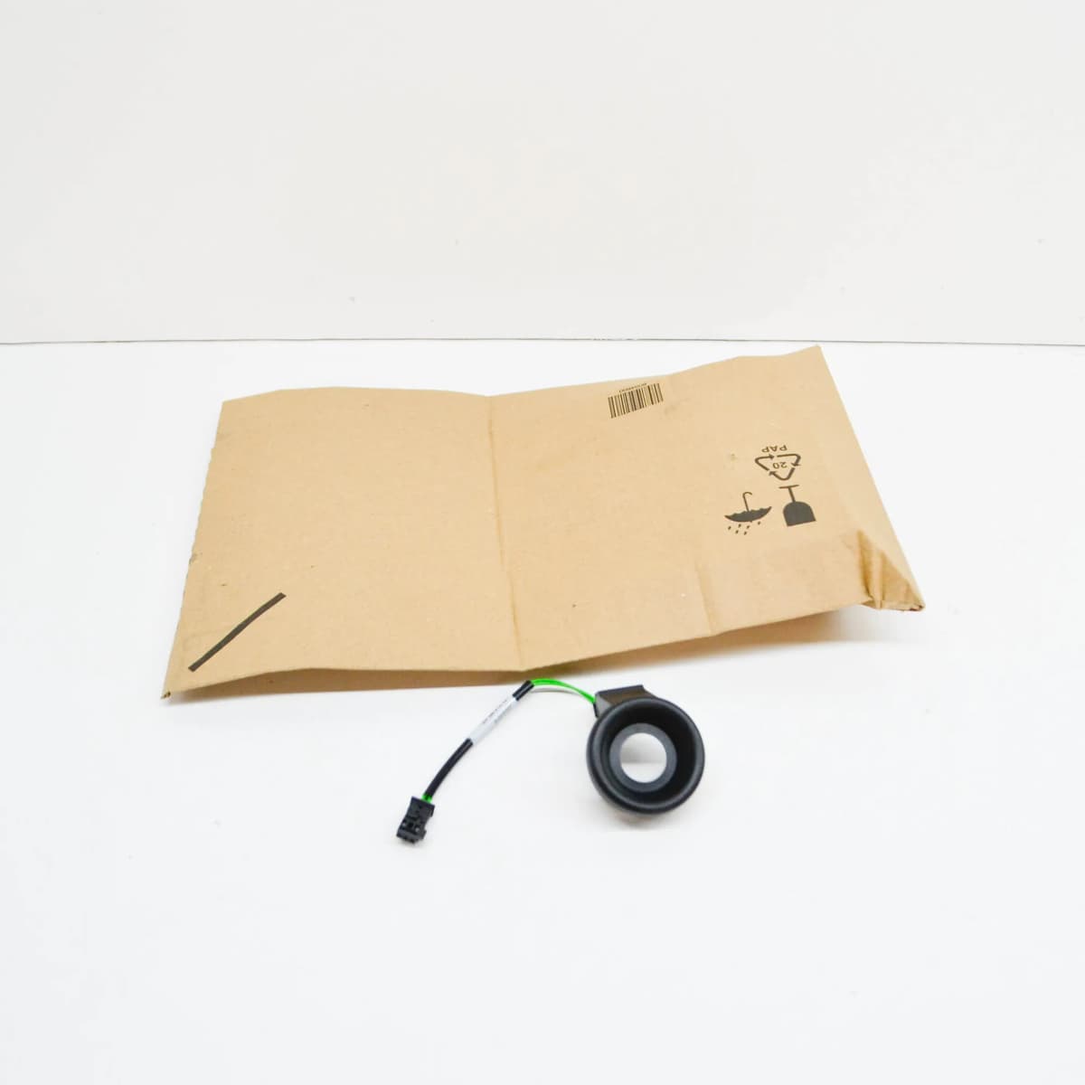 BMW 5 E34 Ring Antenna 61356965425 New Genuine