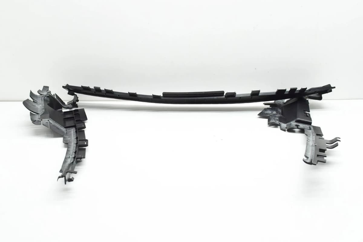 MERCEDES-BENZ CLS C218 Radiator Air Duct A2125054430 New Genuine