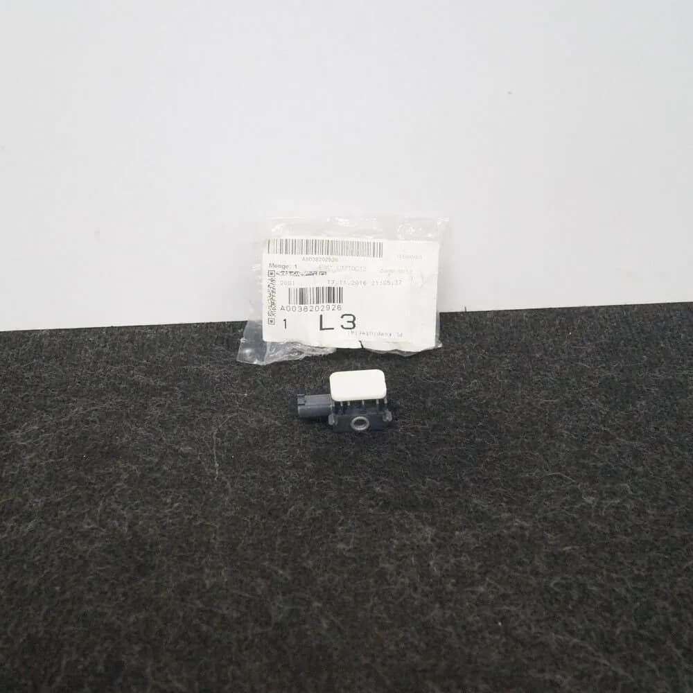 MERCEDES-BENZ C-CLASS W204 Front Impact Sensor A0038202926 New Genuine