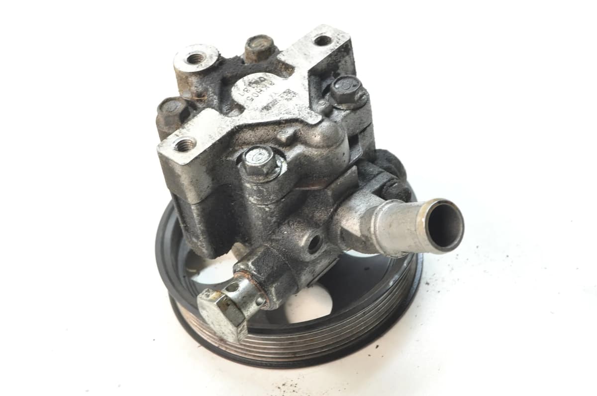 Opel Insignia A G09 Power Steering Pump 13309336 120kW 2010 RHD 10009007
