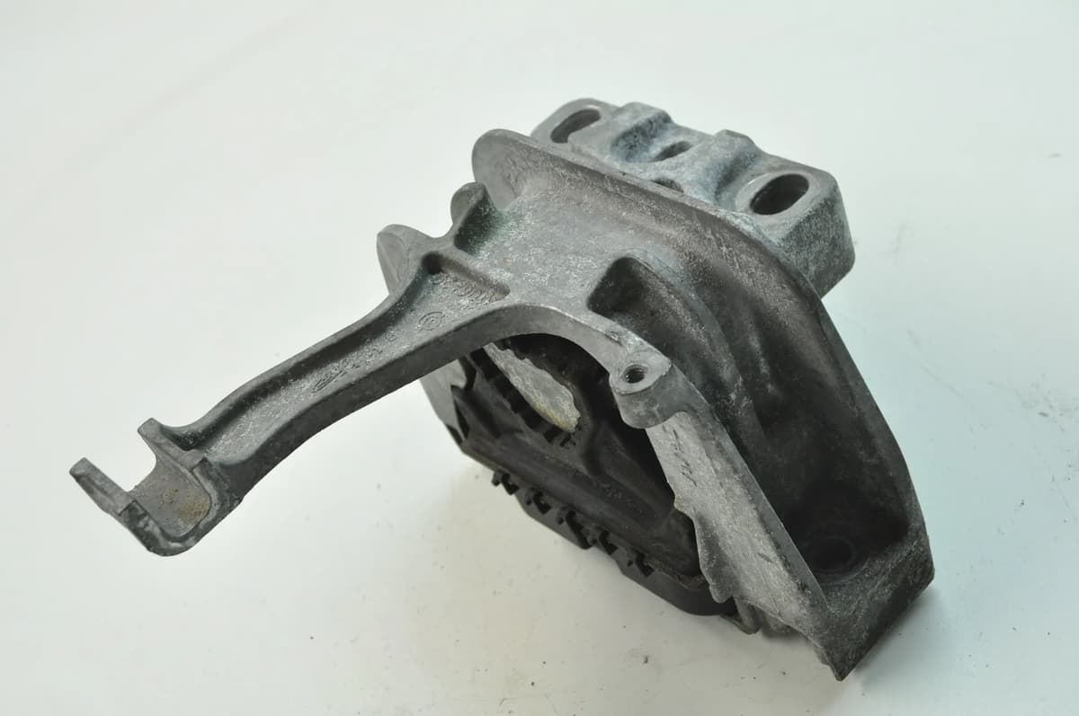 Audi A3 Engine Mount Right 8V 1.8 TFSI 2016 10014846