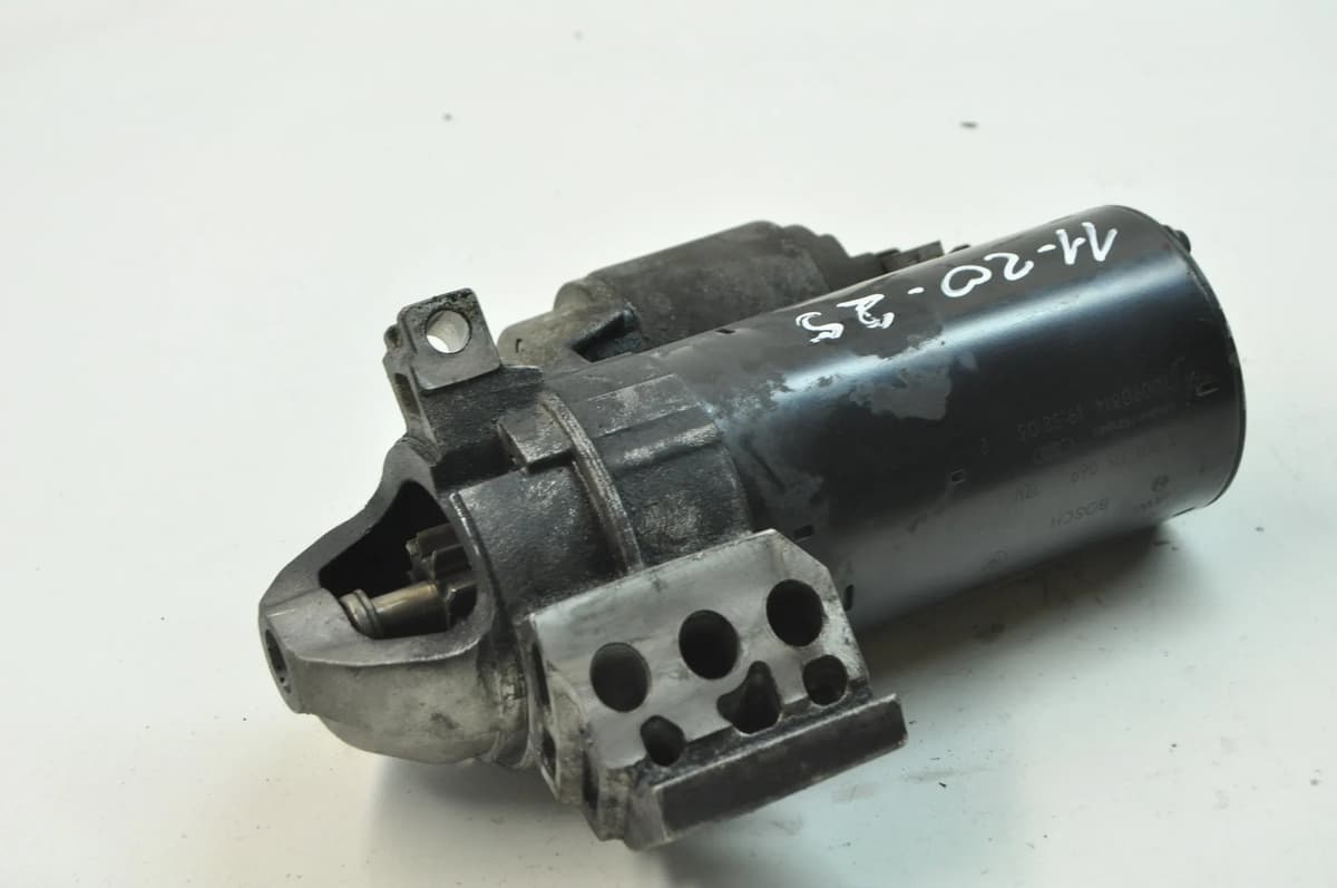 BMW 7 F01, F02 2009 Starter Motor 7801203