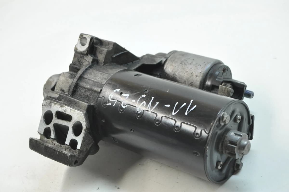 BMW 3 F30 335d xDrive 2015 RHD Engine Starter Motor 8674102