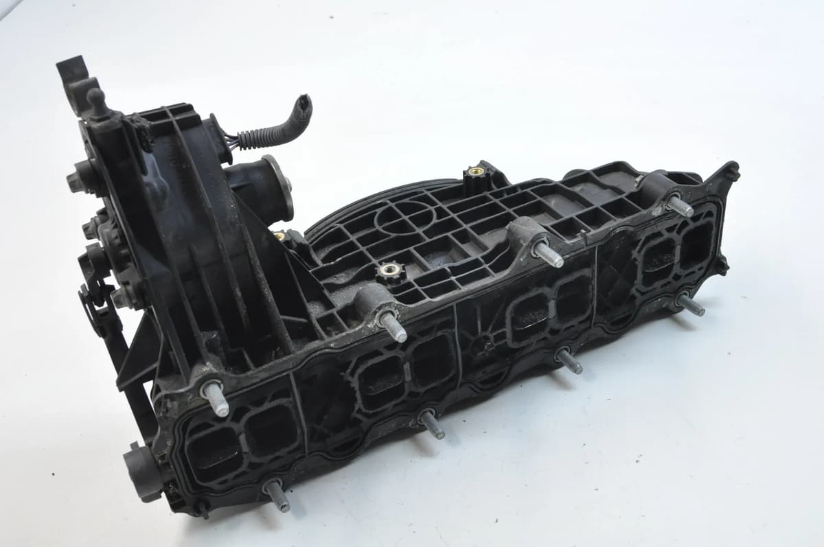 MERCEDES VIANO W639 CDI 2.2 2013 RHD Air Intake Manifold A6510900037 10039192