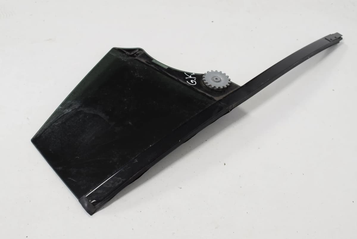 BMW 5 Series F07 530d 2013 RHD Rear Left Door Quarter Window 10534216