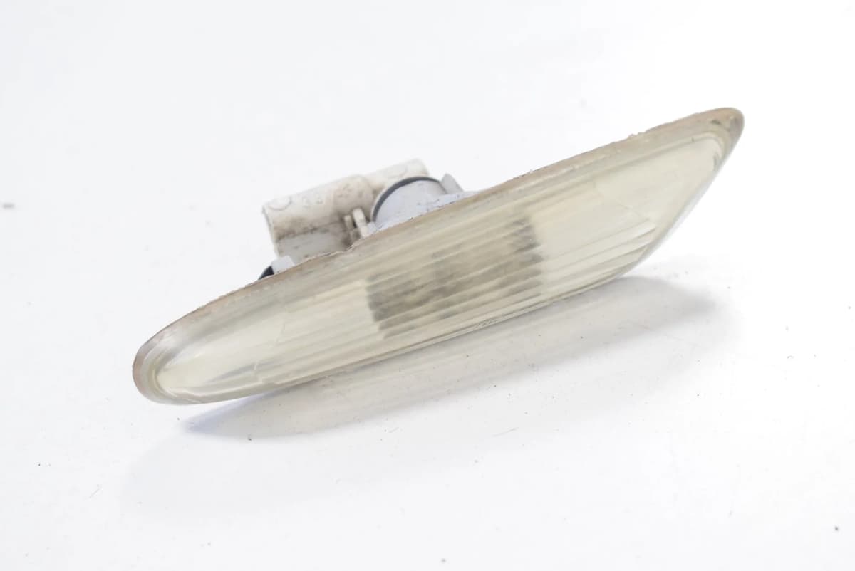 BMW 1 Coupe E82 125i 2008 RHD Front Left Wing Turn Signal 6932997 10580605
