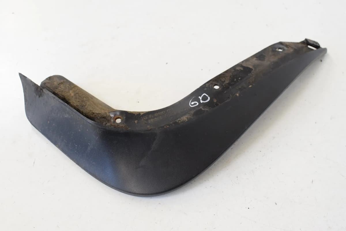 SKODA SUPERB 3T 2011 RHD Rear Right Mud Splash Guard 3T5821822 10607240