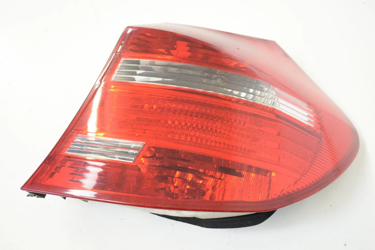 BMW 1 E87 120d 2010 RHD Rear Right Tail Light Lamp 7154956 10636204