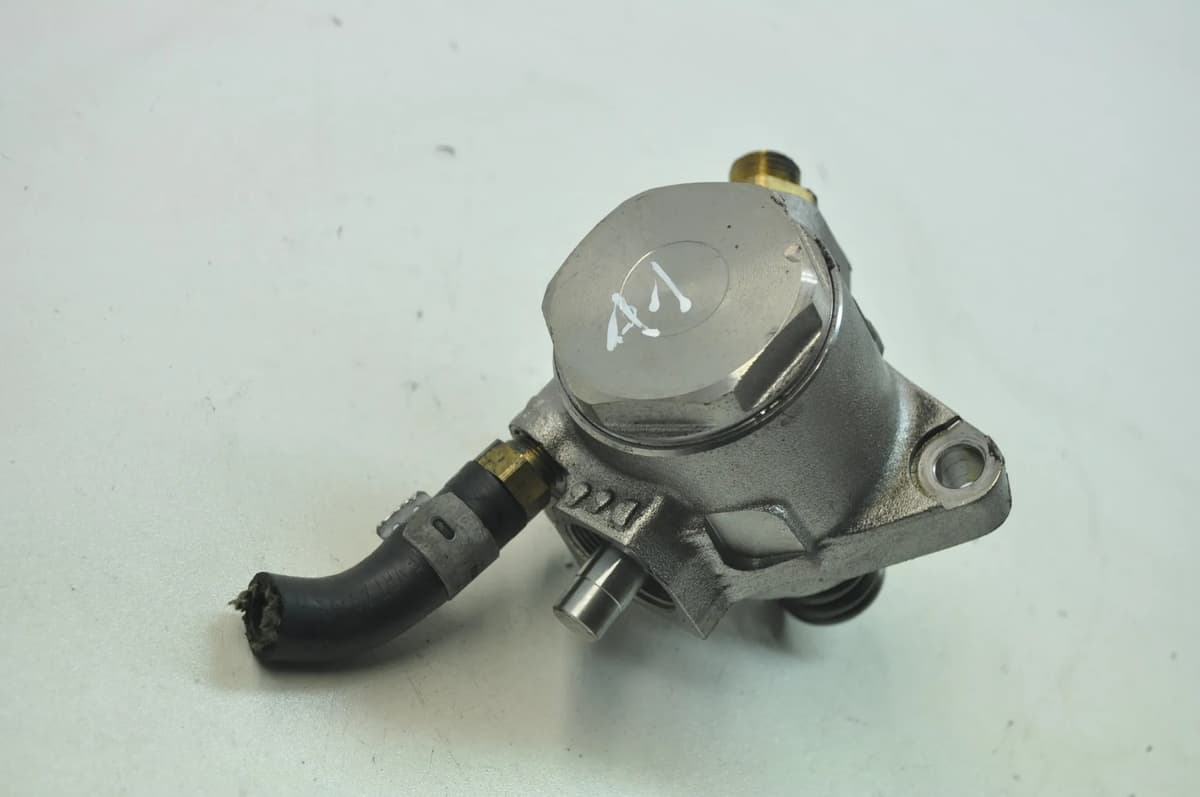 VW GOLF MK7 5G 1.2 TSI 2015 High Pressure Petrol Fuel Pump 10652214