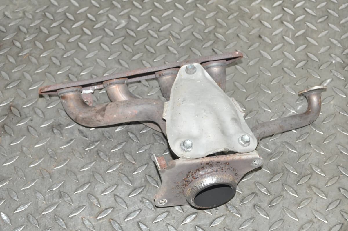 TOYOTA PRIUS W3 1.8 Hybrid 2012 RHD Exhaust Outlet Manifold 10801755
