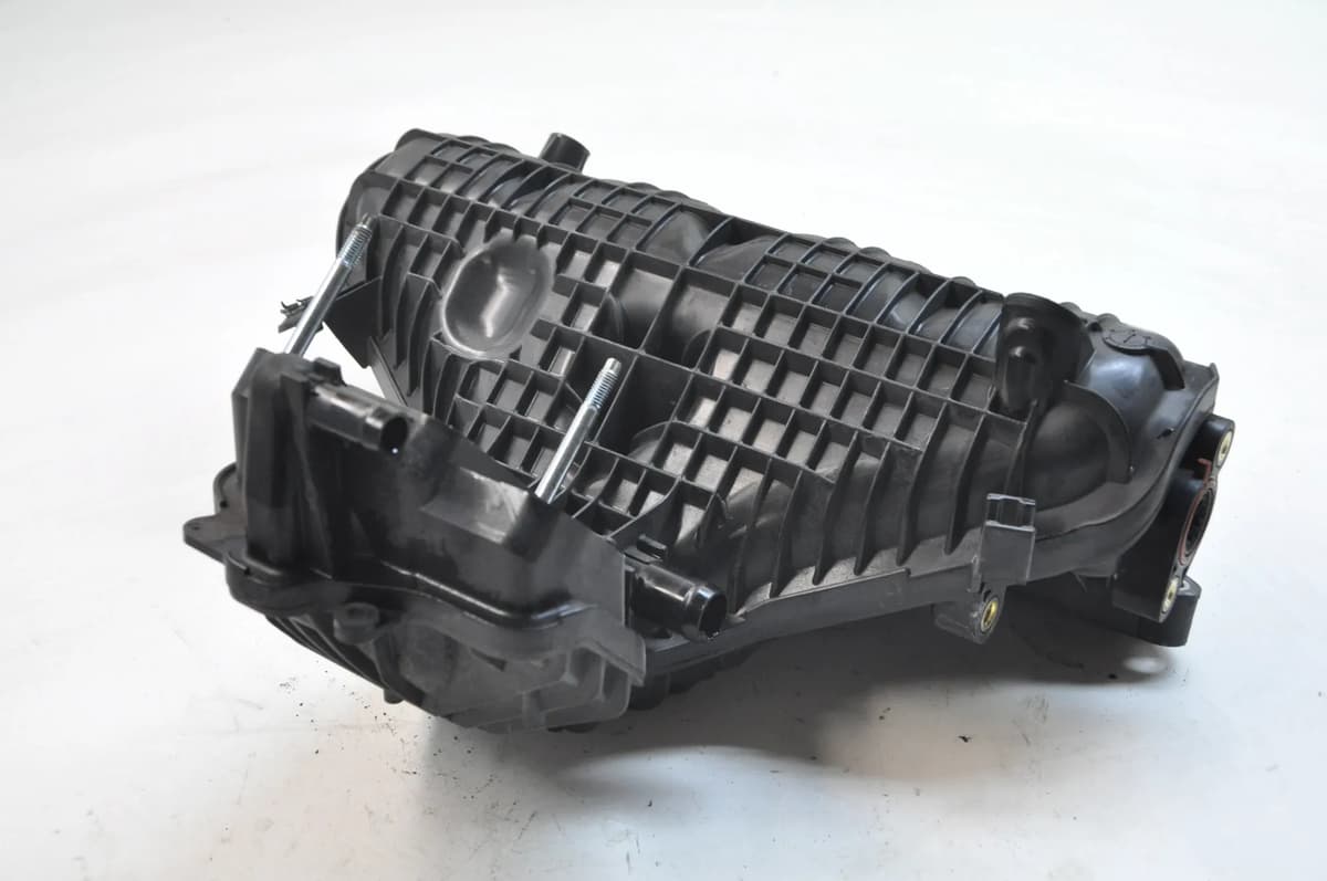 TOYOTA PRIUS W3 1.8 Hybrid 2012 RHD Air Intake Manifold 17120-37050 10801765