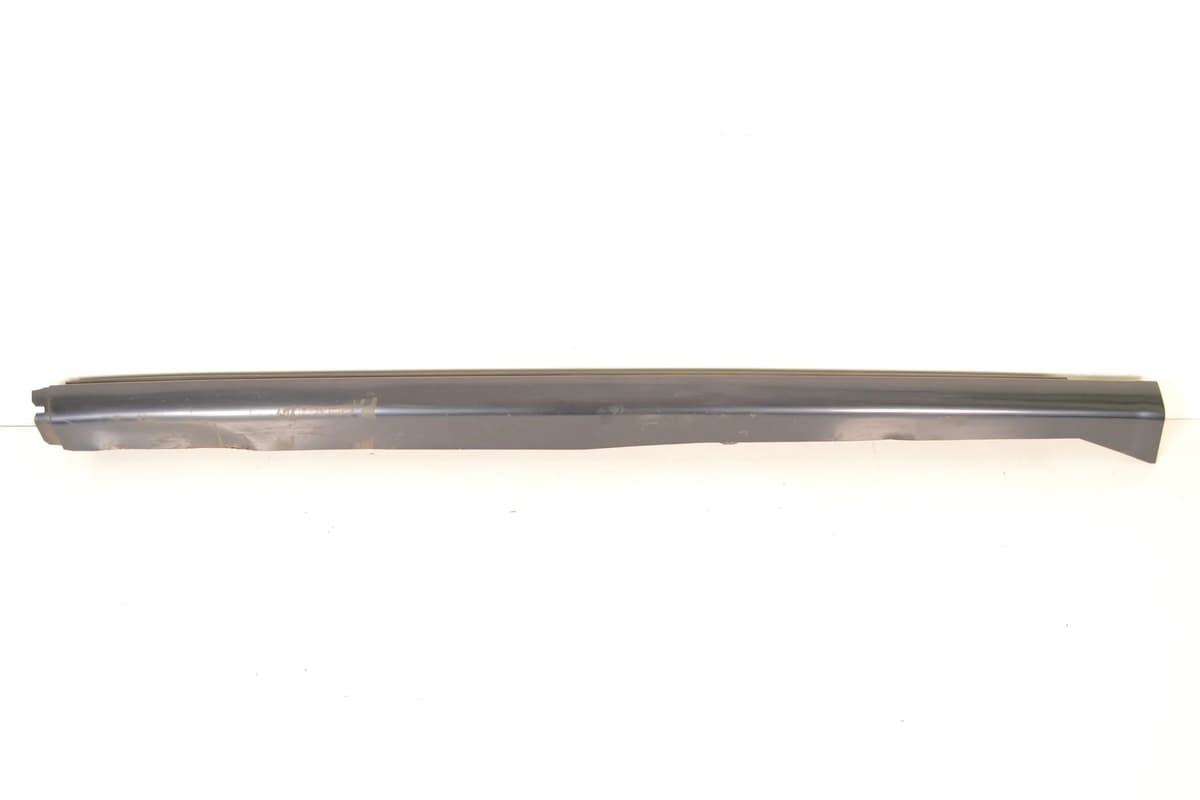 CHRYSLER GRAND VOYAGER V RT 2008 Left Side Plastic Sideskirt Cover 64577P