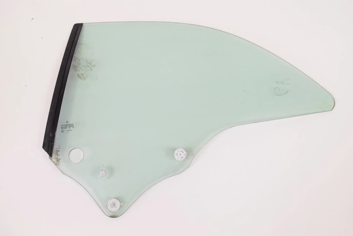 MERCEDES A209 CLK 350 2006 RHD Rear Left Near Side Door Glass Window 11378233