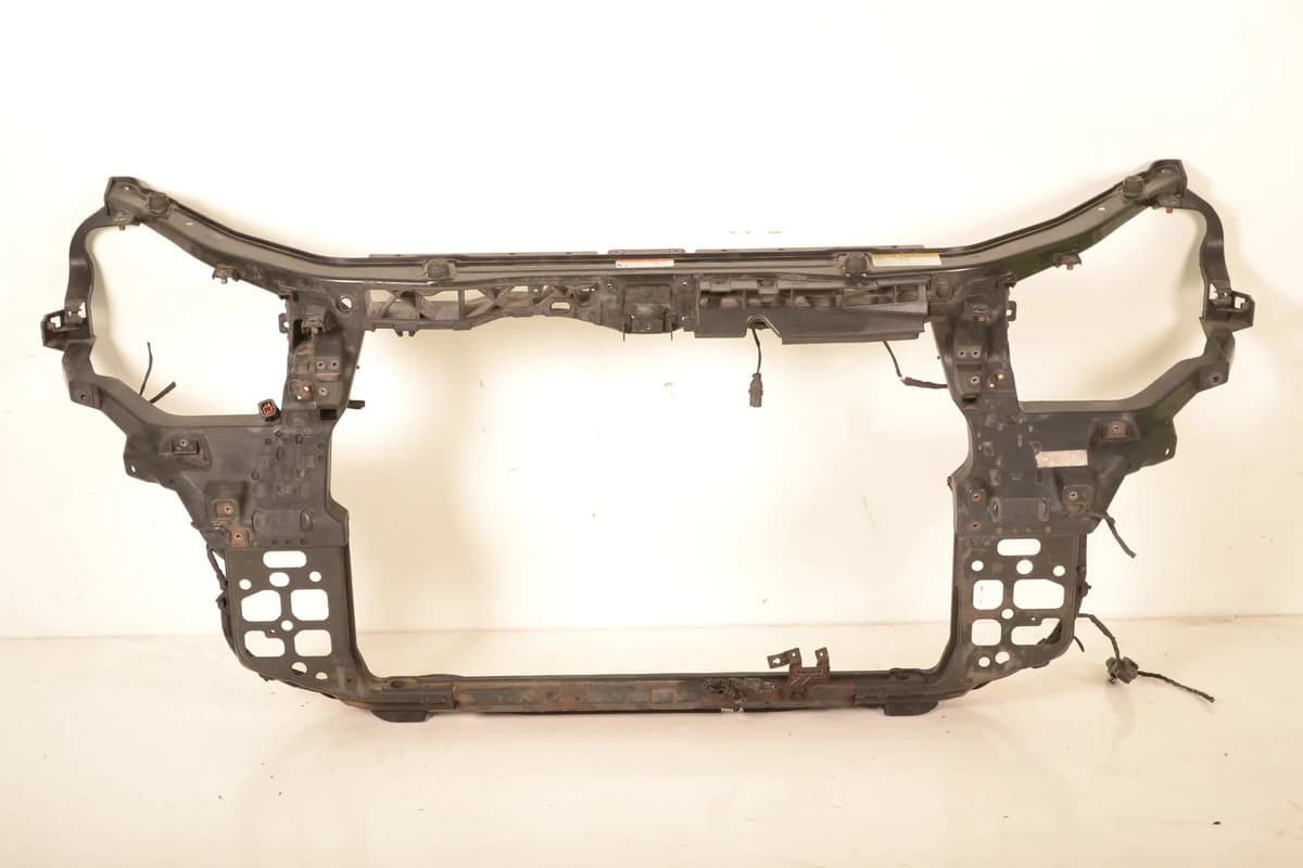HYUNDAI SANTA FÉ 2.2 CRDi 2007 RHD Front Slam Panel Frame 64101-2BXXX 11515791