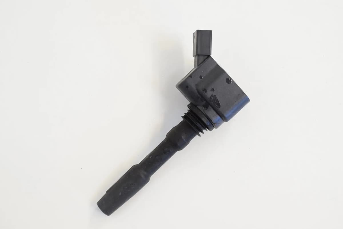 VW TOUAREG CR7 3.0 TSI 2018 LHD Ignition Coil 06H905110G 11548202