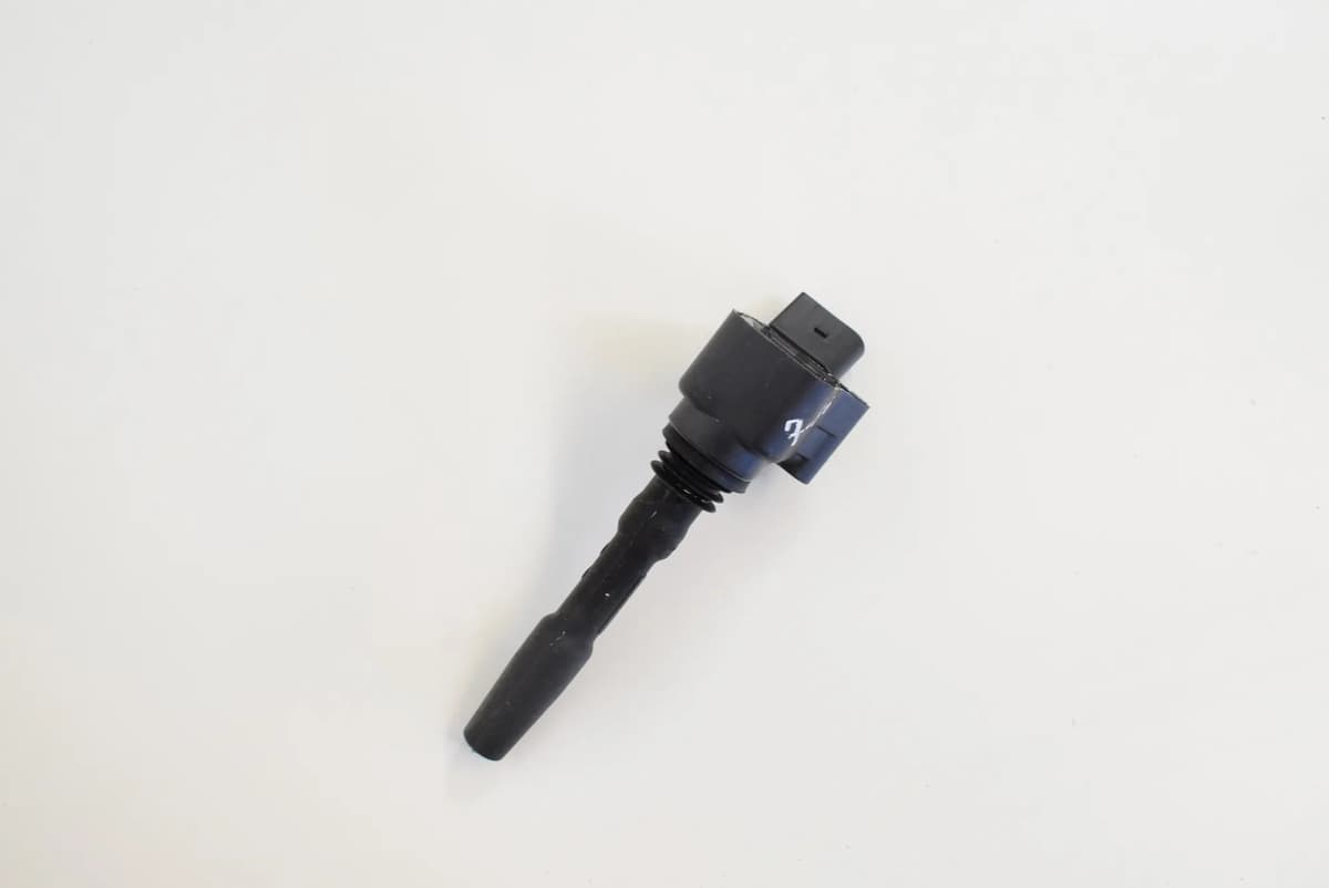 VW TOUAREG CR7 3.0 TSI 2018 LHD Ignition Coil 06H905110G 11548204