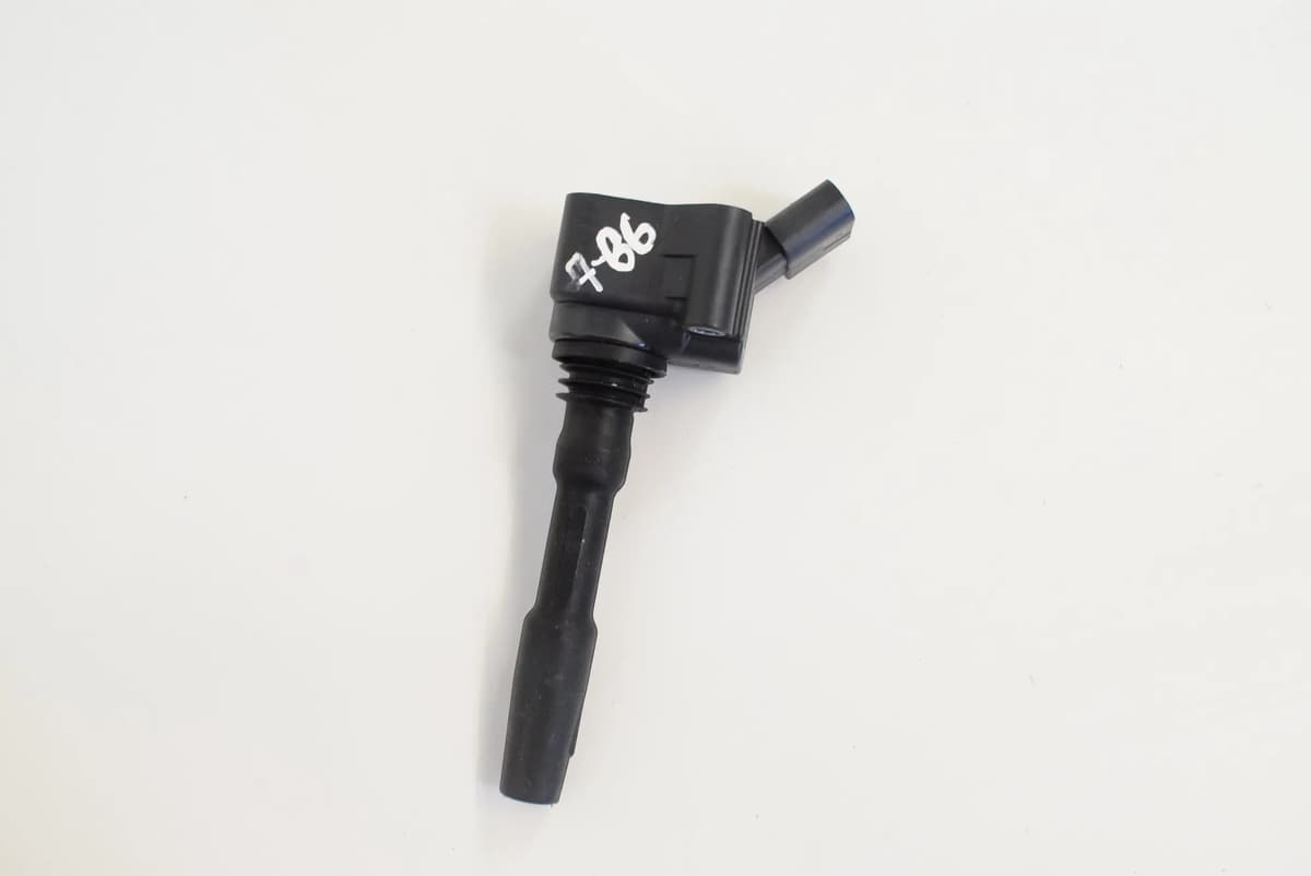 VW TOUAREG CR7 3.0 TSI 2018 LHD Ignition Coil 06H905110G 11548205