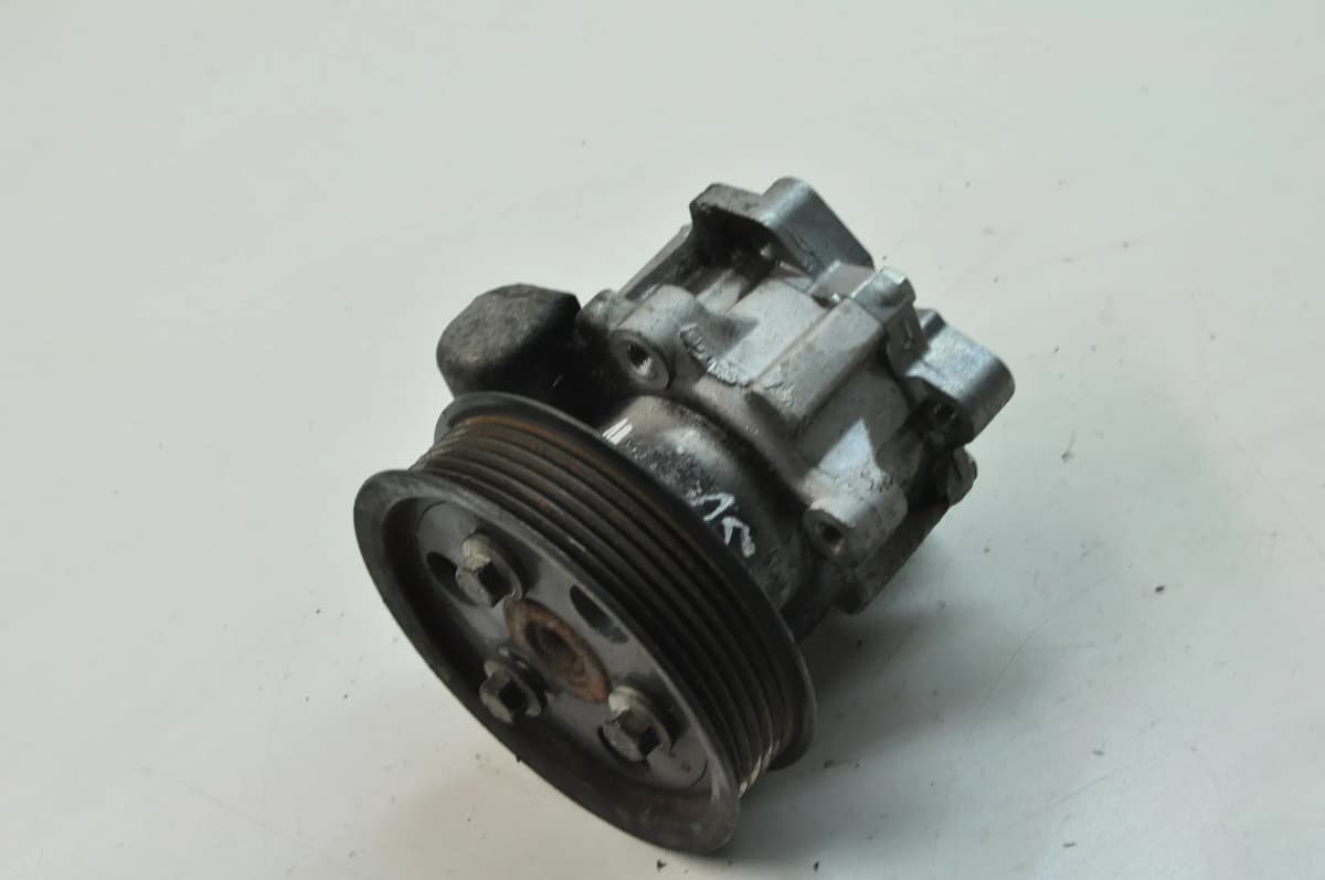 JAGUAR S-TYPE X200 2.7 D 2004 RHD Power Steering Pump 4R83-3A674-AB 11560944