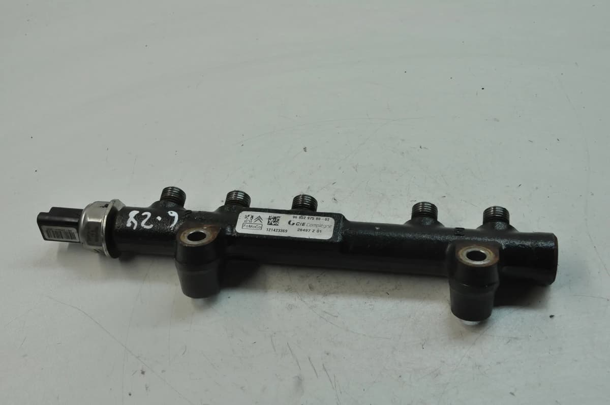 FORD C-MAX 1.6 TDCi 2013 Fuel Injection Rail 9685297580 9670076780 11581244