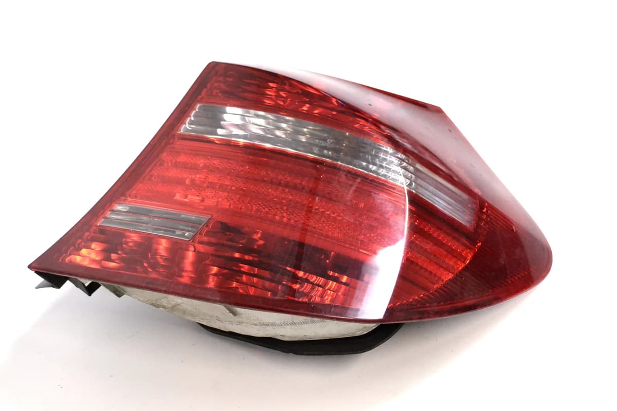BMW 1 E87 118d 2009 RHD Rear Tail Light Right Off Side 6924502 11582753