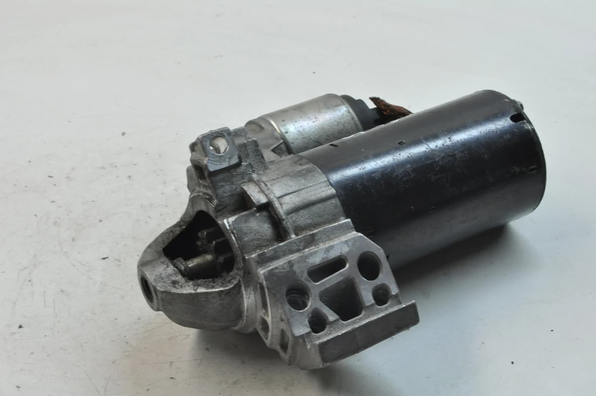 VW PASSAT B6 3C2 2.0 TDI 2008 Engine Starter Motor 02E911023H 11725935
