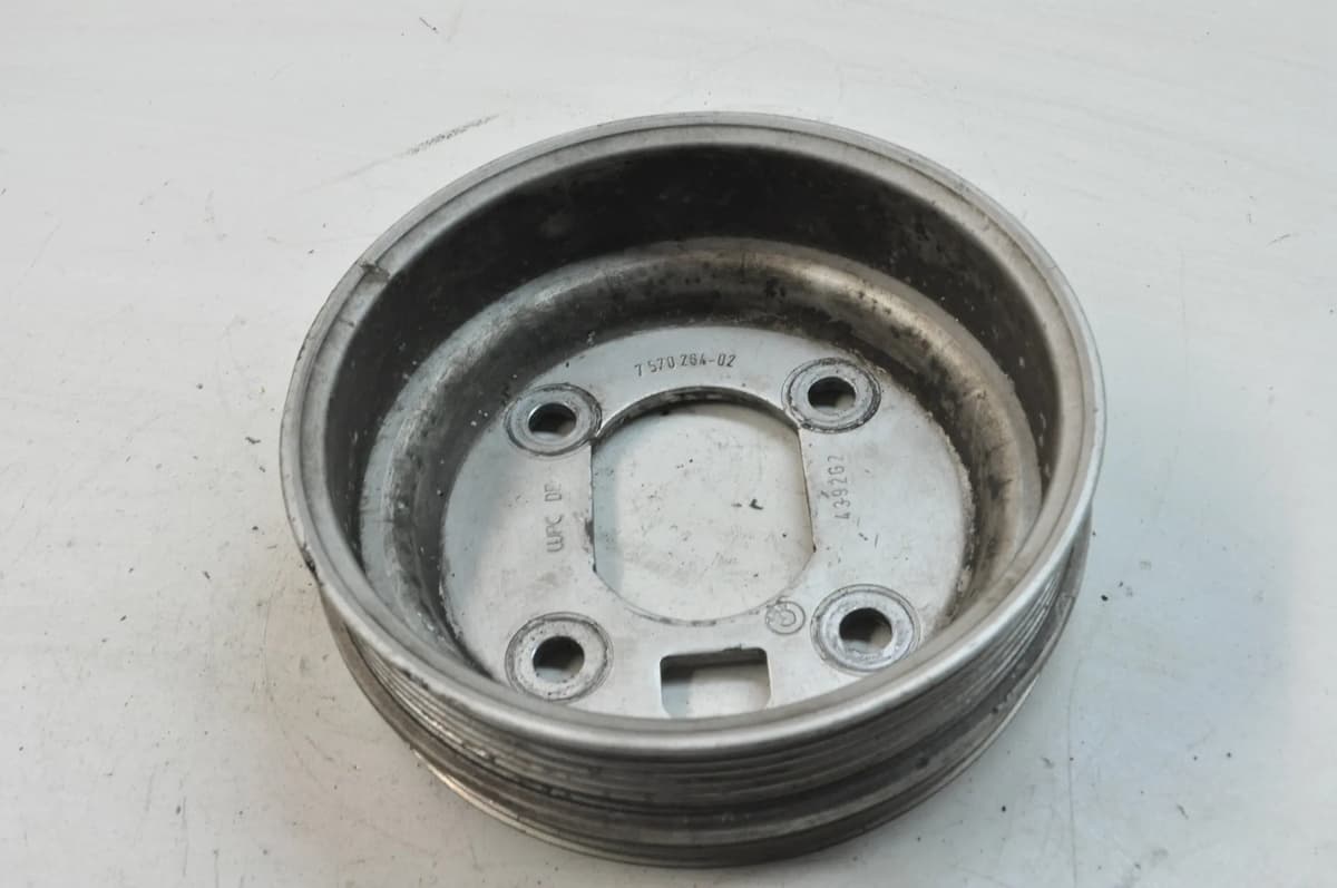 BMW 5 F10 2013 Crankshaft Pulley 7570264