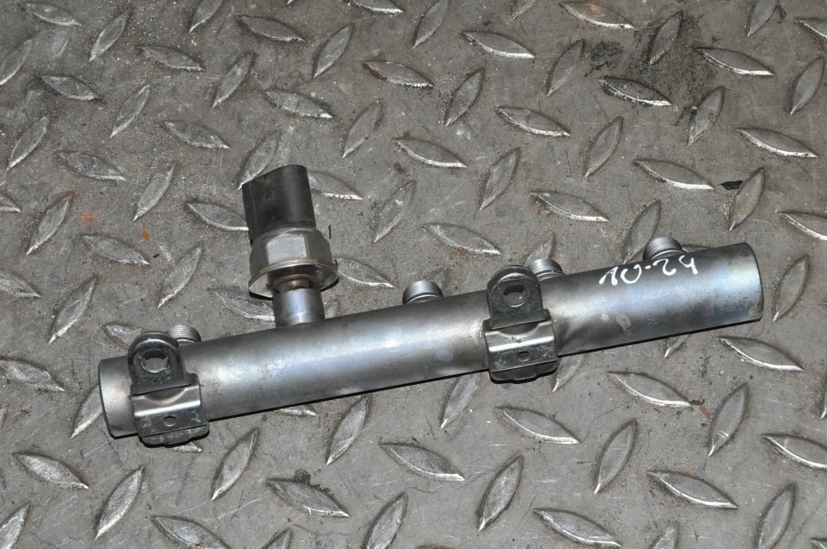 Audi Q7 4L 3.0TDI Fuel Rail 059130758e 176kW 2008 11784516