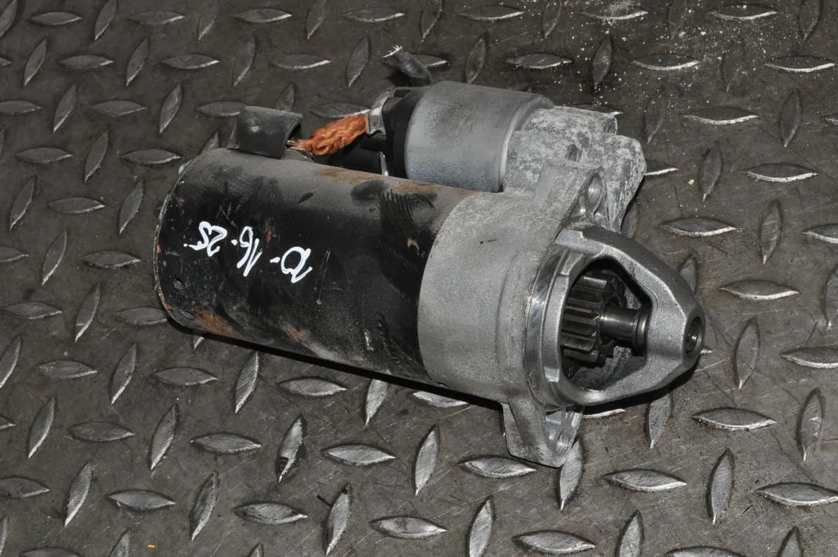 MERCEDES VITO W639 113 CDI 2011 Engine Starter Motor a6519062300 12043586