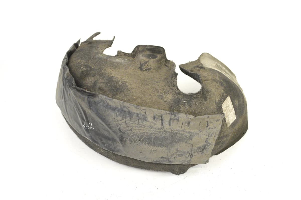 MERCEDES S204 C200 CDI 2011 RHD Rear Left Wheel Arch Liner Housing 12047916
