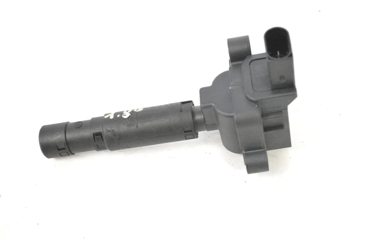 MERCEDES W204 C180 CGI 2010 RHD Ignition Coil Pack A0001502580 12058486