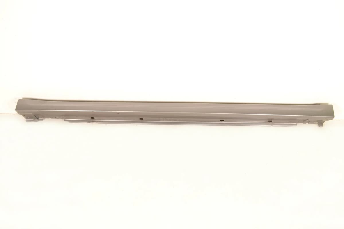SUBARU LEGACY BR 2.0 D 2011 RHD Side Skirt Left Near Side 12100175
