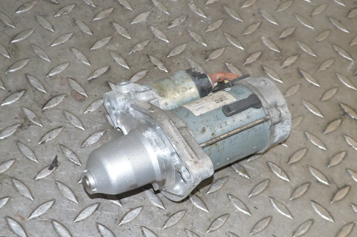 JAGUAR F-TYPE X152 5.0 R 2015 RHD Engine Starter Motor gx73-11001-eb 12244264