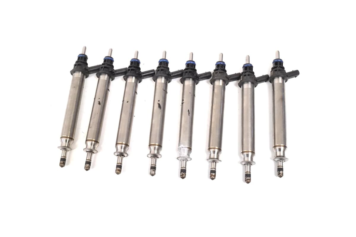 MERCEDES X166 GLS63 AMG 2017 RHD Fuel Injector Kit 8x A2560700187 12299639