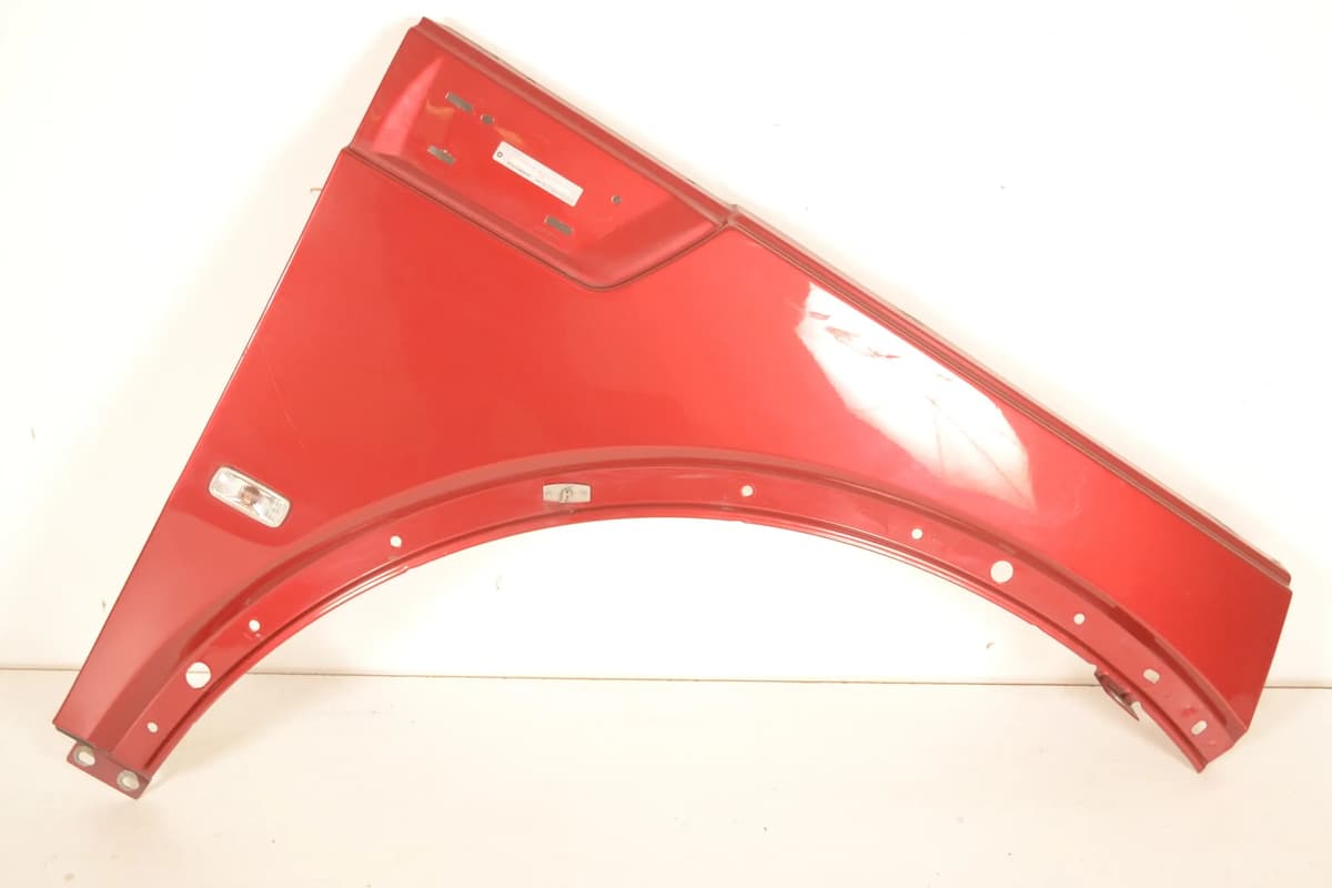 DODGE NITRO 2.8 CRD 4WD 2009 RHD Front Right Wing Fender In Red 12551340