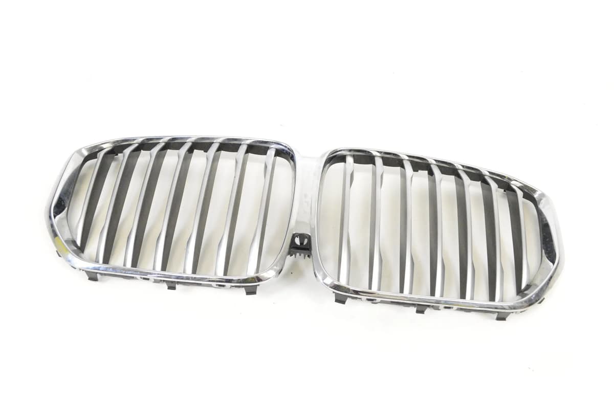BMW X5 G05 M50d 2019 LHD Front Radiator Kidney Grille 7454888 13121083