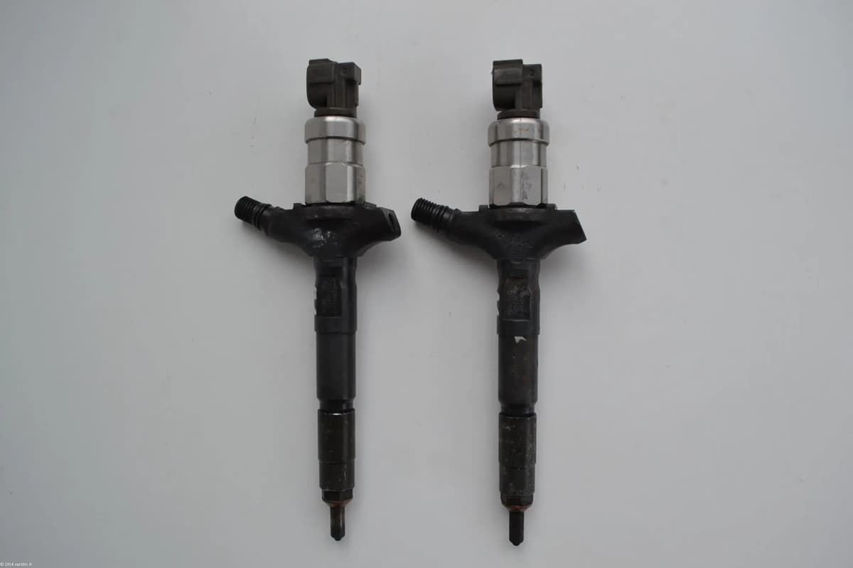 OPEL SIGNUM 2004 Fuel Injector Kit 8-97239161-7