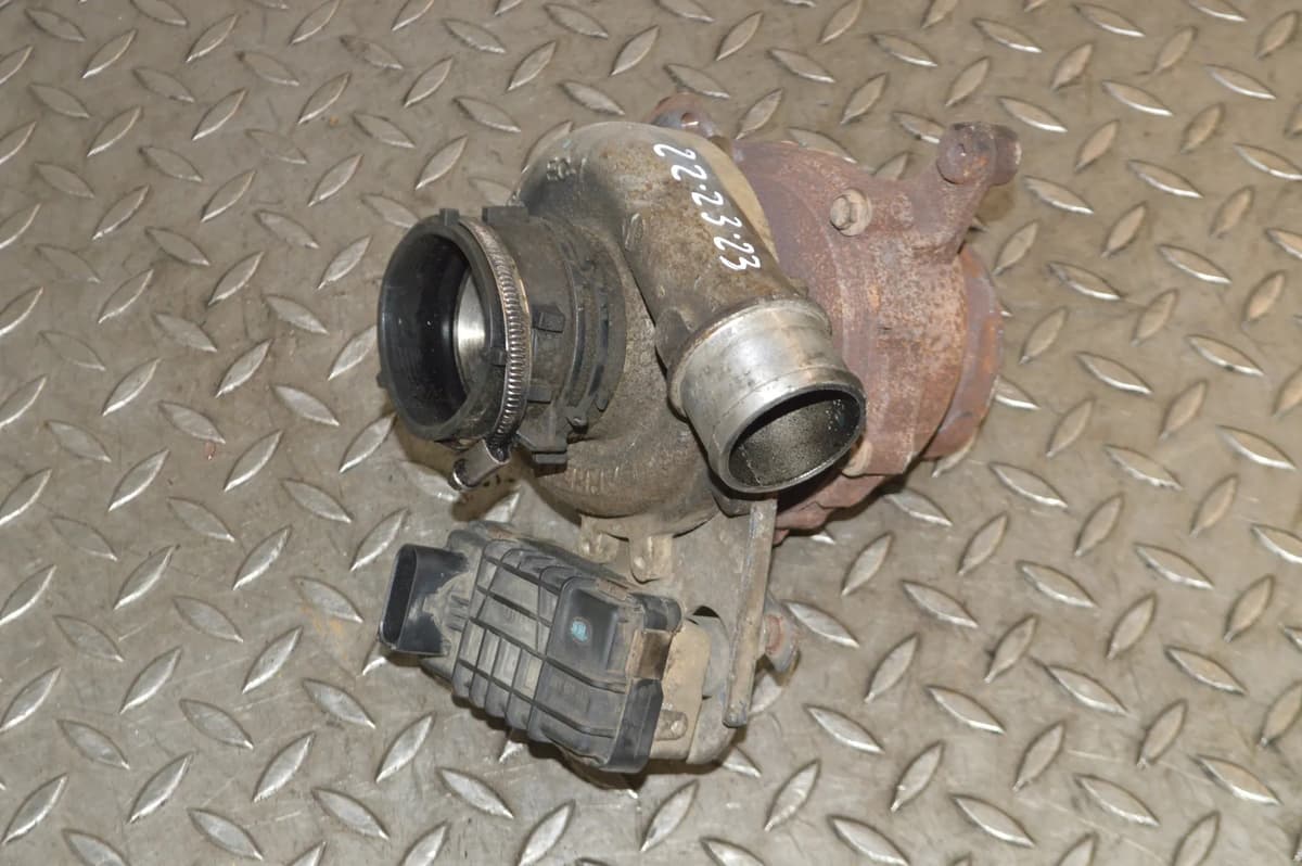 LAND ROVER FREELANDER 2.2 TD4 2007 Turbocharger 110kW 6G9Q-6K682-CA 13250488
