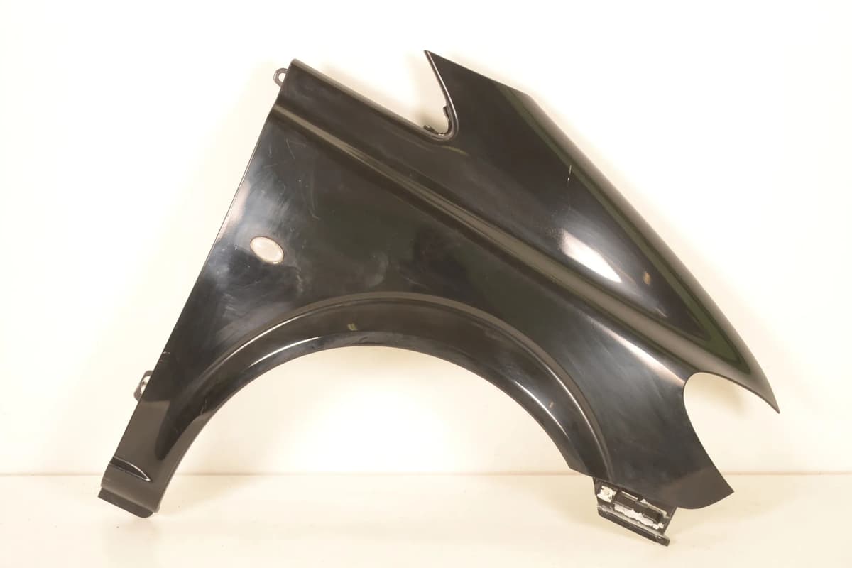 MERCEDES VITO W639 2008 RHD Front Right Wing Fender Black 13303975