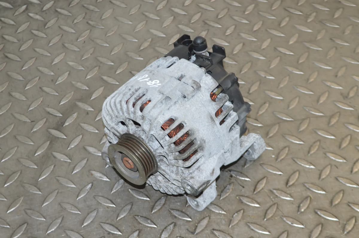 MINI COUNTRYMAN R60 D 2012 Alternator Generator Motor 7823291 13417640
