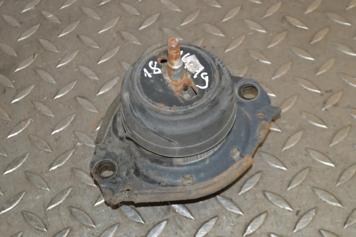 JEEP GRAND CHEROKEE 3.0 CRD 2012 LHD Left Side Engine Mount 52124677af 13451238