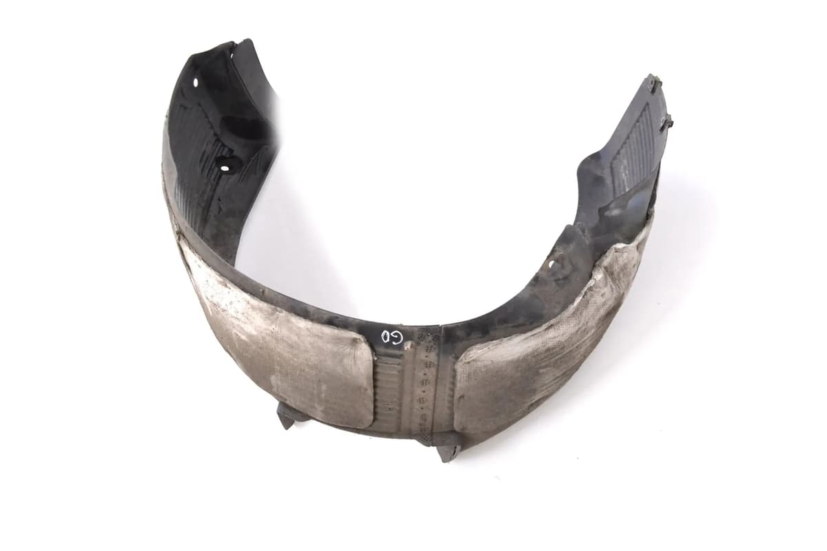 HYUNDAI i30 GD 1.6 CRDi 2013 RHD Rear Right Wheel Arch Liner Housing 13494967