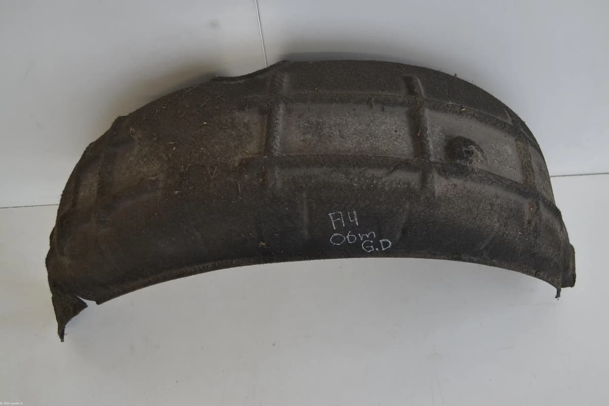 AUDI A4 8E B7 Rear Right Arch Liner 3.2 Petrol 188kw 2006 1356414