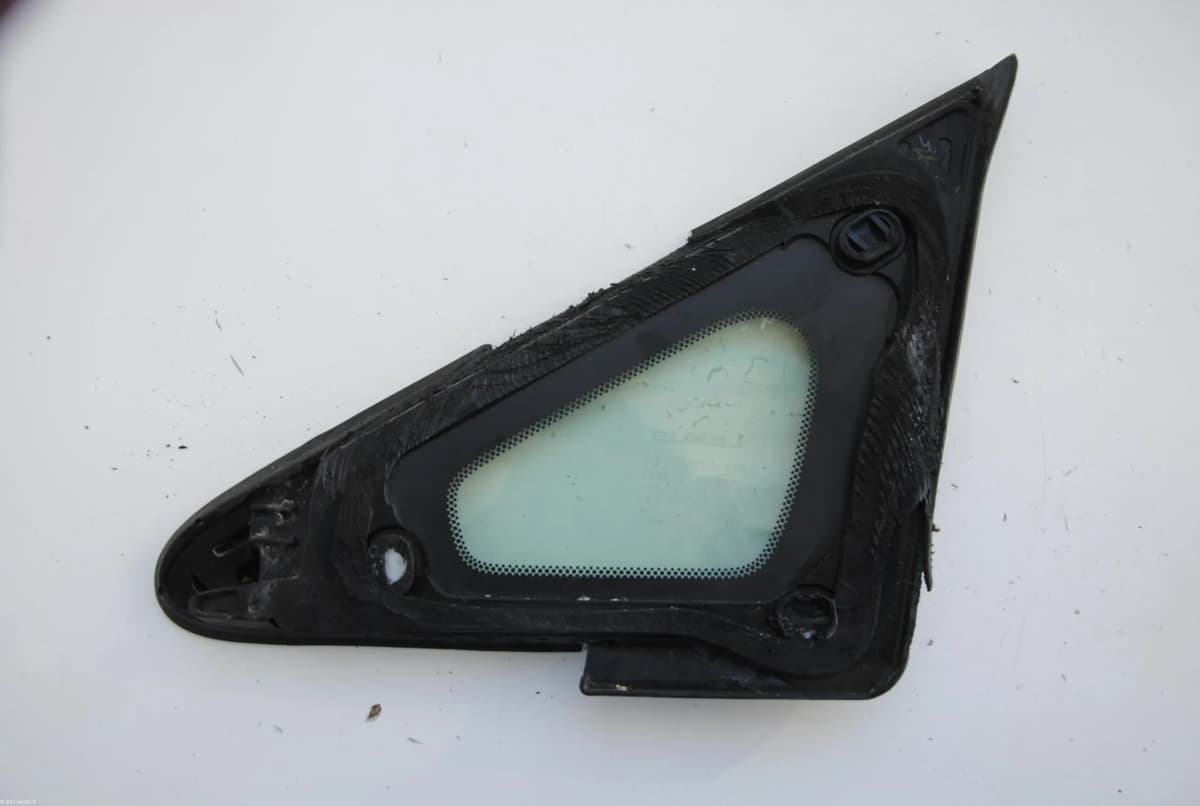 LEXUS RX _L1_ 2013 Front Right Quarter Window