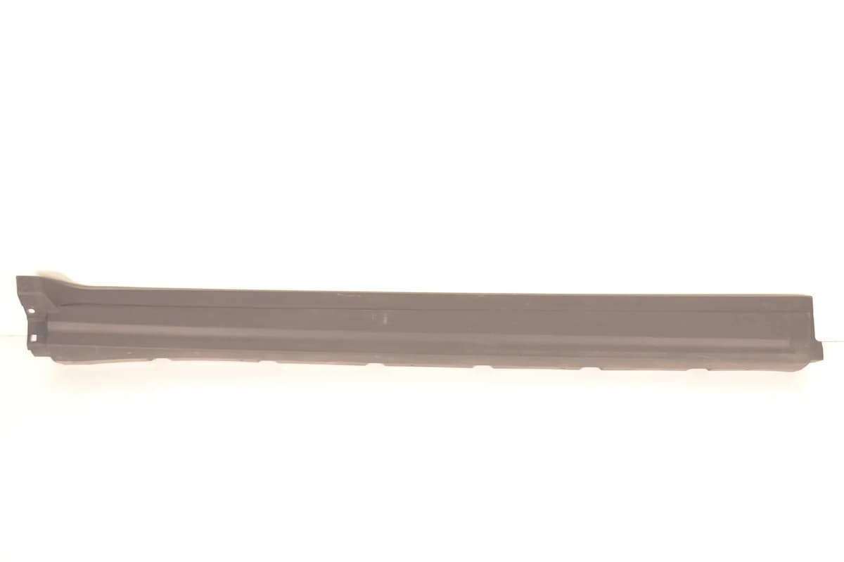 MASERATI LEVANTE M161 2016 LHD Side Skirt Right Off Side 670040336 14132284