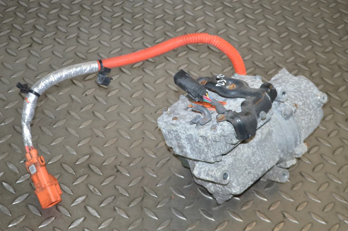 OPEL AMPERA EV 150 2018 A/C Air Con Compressor Pump 22799205 14350330