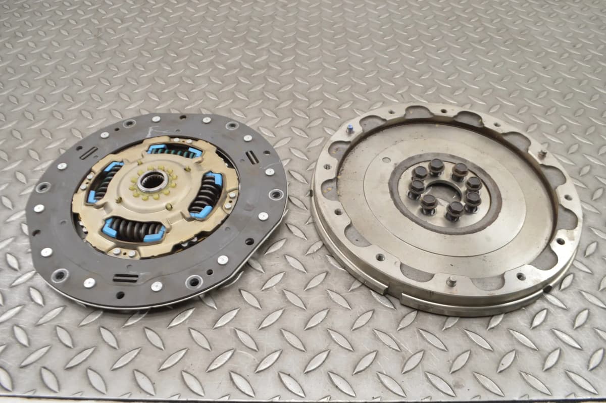 Lexus RC 300h 2014 RHD Clutch Disc Flywheel 7F152189 15009671