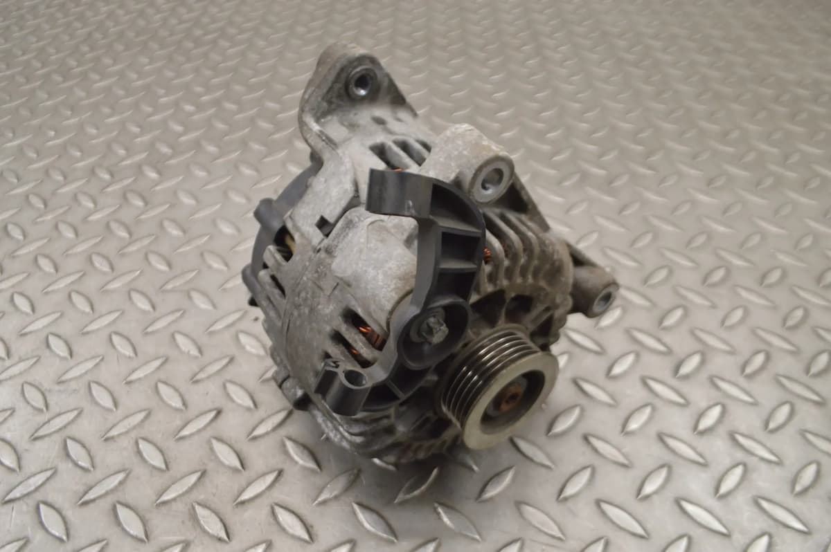 Mini Cooper D R56 2012 RHD Alternator Generator Motor 7823291 15068227