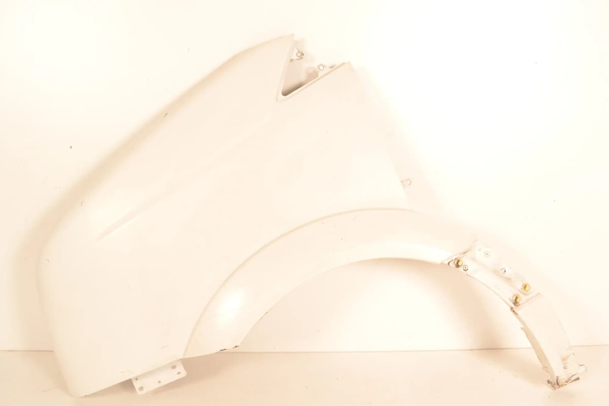 VW CRAFTER 30-50 Furgon 2E_ 2014 Front Left Fender