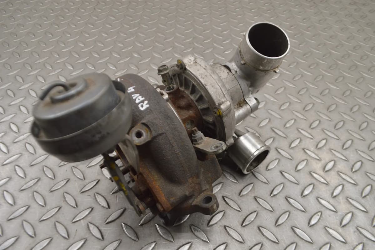 TOYOTA RAV4 2.2 D 2011 Turbo Turbocharger 130kW 17201-26030 060915152N 15259279