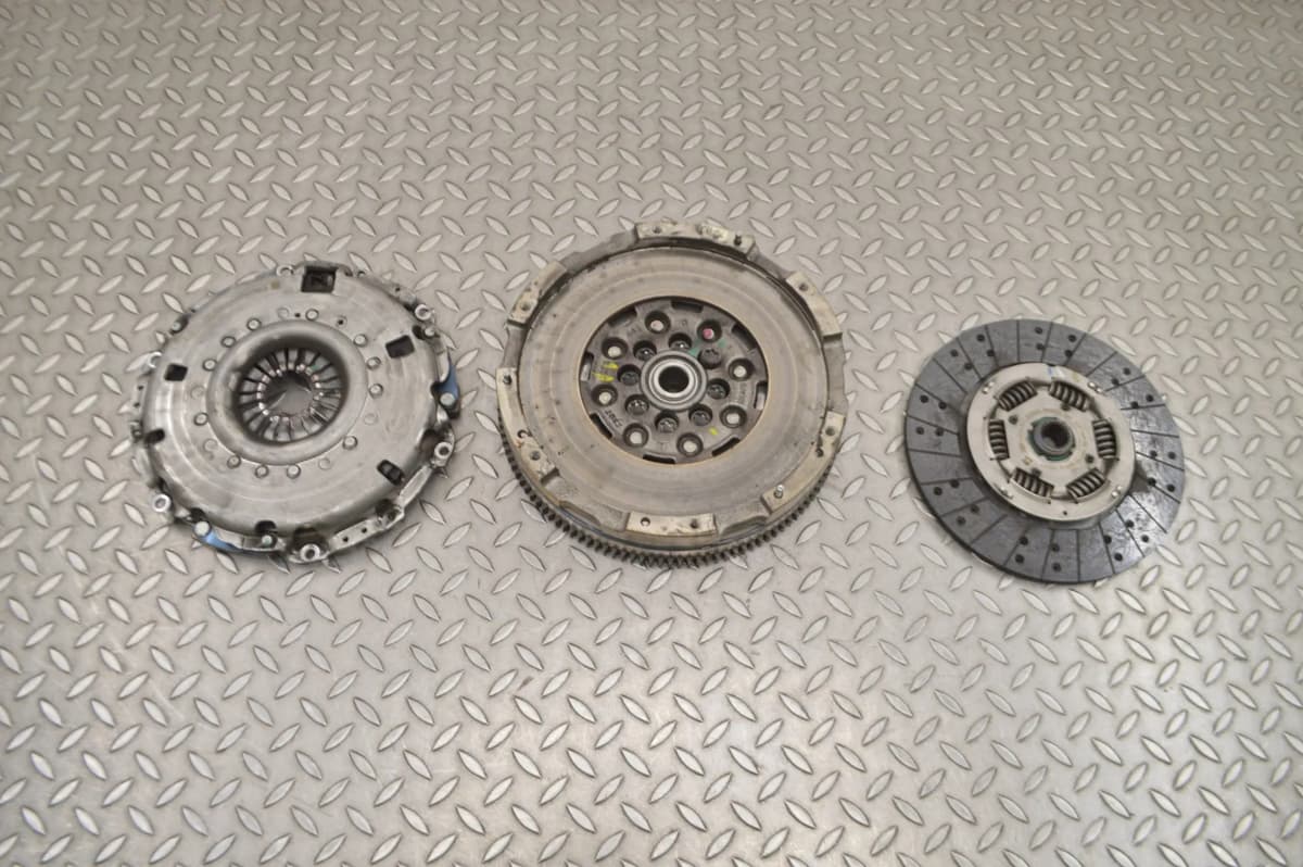 Ford Transit 2.0 EcoBlue 2021 RHD Clutch Kit Flywheel GK21-7550-CA 15314543